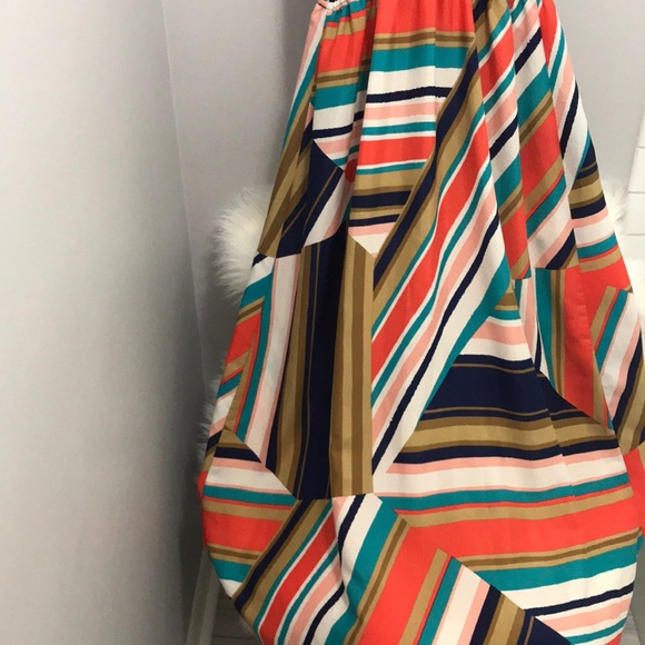 High low geometrical dress - Picture 7 of 8